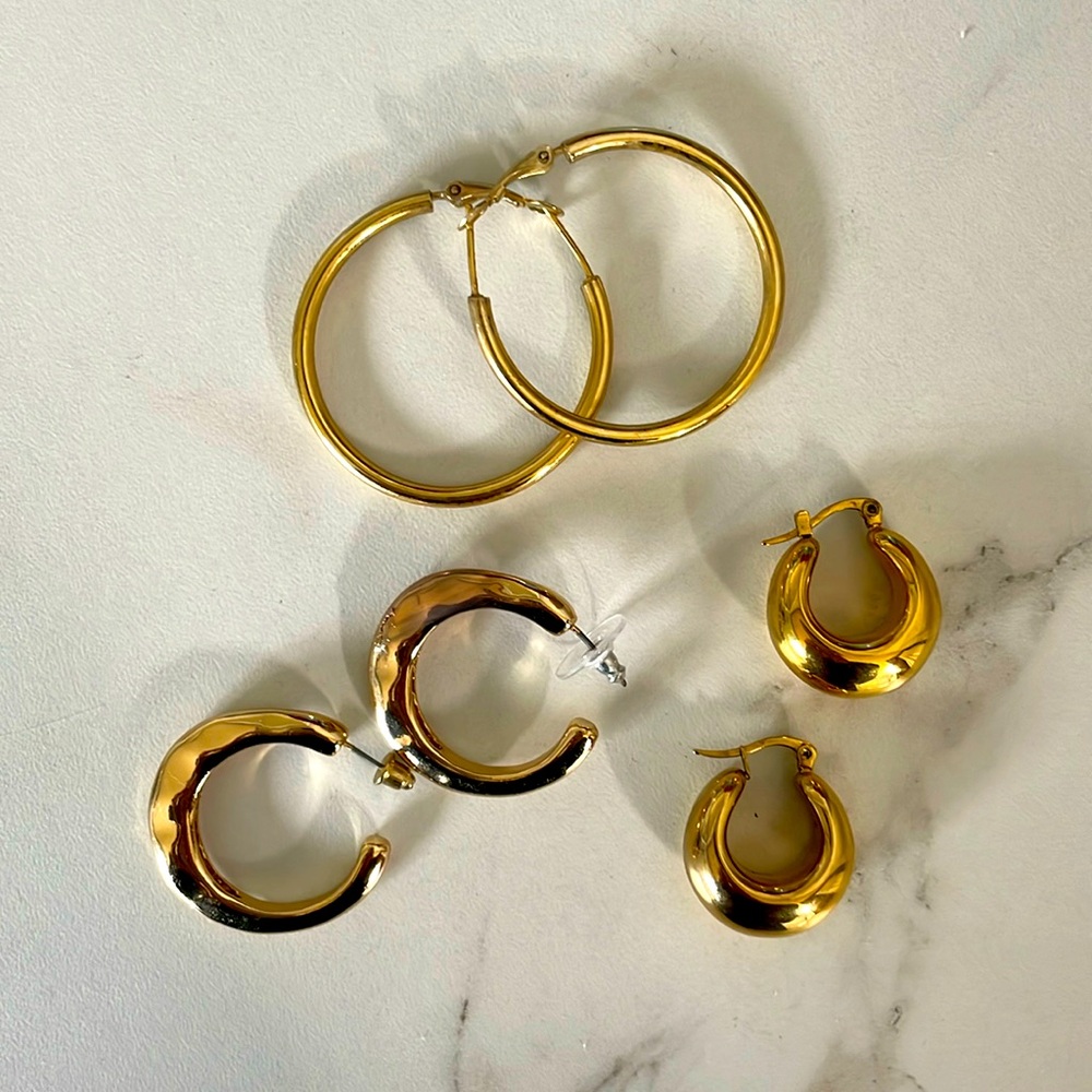 3 Pairs of Gold Hoops✨